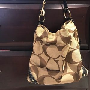 Classic coach !! Nearly perfect condition